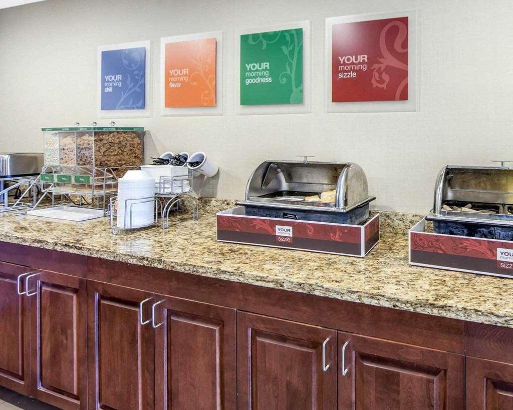 Comfort Suites Marietta-Parkersburg Restaurant photo